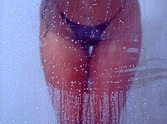 College Girl SHOWERS In Bikini