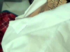 chica virgen en casting porno chupando pene del esposo de amiga