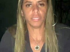 Wife flashing her ass on the street, driving cuckolds wild! 😈