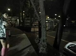 Paseo en tanga flashing outdoor public