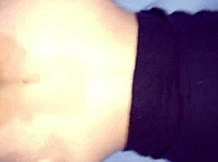 estilo perrito follando el jugoso coño de esta perra haciéndola eyacular varias veces - me saca toda la leche, her big ass spreading wide in public