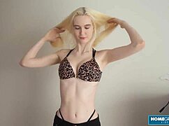 Shina ryen riding that rock hard cock so good!