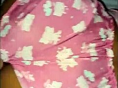 gostosa danu explores her ass first time