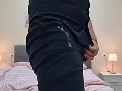 Apri La Bocca E Succhialo Tutto - Cazzo Duro E Sega Con Sborrata