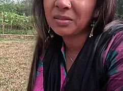 is bengali hot sexy bhabi having romantic sex?