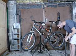 Skinny Milf Alice Maze Seduces Mechanic Kevin White With Tools For Wild Sex