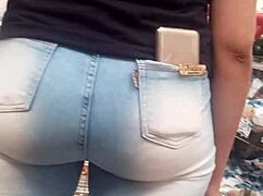 Brunette Ass Spied in Market Shop