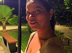 encontrei uma gostosa na pra�inha chamei para ir no meu ap e acordamos transando