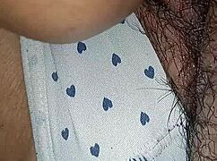 Latina Milf Casero Amateur Squirts During Oral