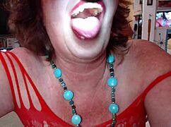 Giantess fantasy putting tiny guy in mouth