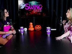 raphaela savanah's first anal was from behind, she loves cum, addicted to menage, even played siririca in uber on halloween.