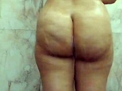 Hot Desi Girlfriend Big Natural Tits Fingering In Bathroom