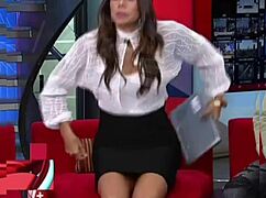 Upskirt Paola Rojas