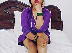 Girlfriend Shows Boobs And Fingers Pussy On Whatsapp Video Call.