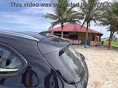 Ganhei gozada na boca do tatuado gostoso que conheci na praia