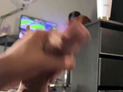 Hot Guy Jerks Off Secretly And Shows Me!