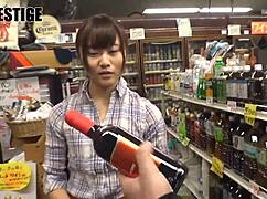 Lesbo Sex Between Kira Croft And Lexxi Tyler