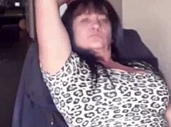 klaudiaambergirl, sexy ceo milf, gives blowjob at work