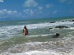 Yuri Gaúcho Casal Paradise Gostosa Casada Mostra Tudo Na Praia De Nudismo Os Machos Tudo Loucos