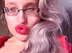 Bimbo red lipgloss captivated webcam session talk with bimbo girl red lips and red lipgloss worship