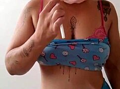 a delícia que é chupar um homem que nem uma puta em exposição pública