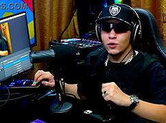 Geisy dk shows back tattoo, asks ruan for all fours position