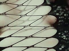 Latina WIFE enjoys MASTURBATING in CANCUN