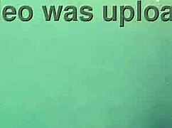 Sexo Subacuático En Una Piscina Con Una Casada Liberada Por El Corno!