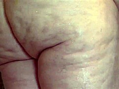Big juicy fat ass white bbw milf showers with huge pussy lips exposed