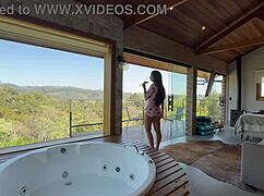 renatinha safada na cabana showing off her big tits