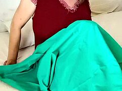 i watch my mature stepmom show kindess to yur morning boner