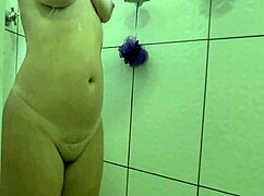 Sophie Helenass showers after gym, showing off her ass and pussy perfectly! 😘