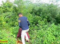 I fucked my new girlfriend in the indian jungle outdoor