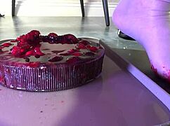 Housewife's Massive Saggy Tits in Homemade Pissing Compilation Scenes