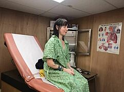 scarlett johnson's massive tits get medical exam in fetish consult pt 2 🍒🔥