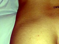 Pendeja stretches tight asshole with huge toy gaping that terrible big culo