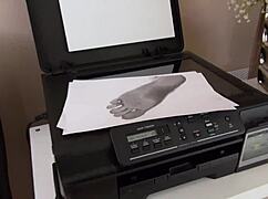 my girlfriend's amazing footjob gets me so horny quick