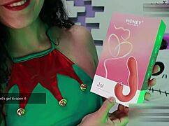 agatha dolly unboxes honey play box g-spot vibrator and clit licker
