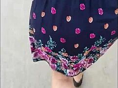 Hey, check out this venezolana hitting the streets