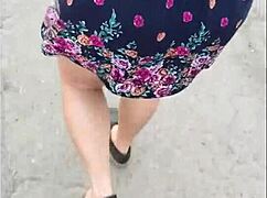 Hey, check out this venezolana hitting the streets