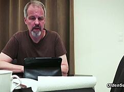 couldn't resist seducing stepdad in kitchen blew him fucked hard