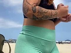 Srdce buší, volá kámoše, aby mě taky ošukal