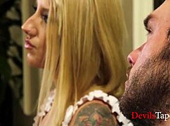 swinging every way in hot bisexual threesome action 😈🔥