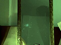 hey gótica, show us that big ass while you rub your pussy