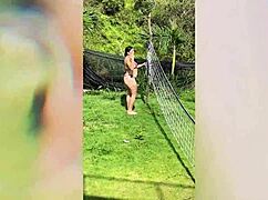 Enm Diamond's horny milf outdoor blowjob hits different 😍🍆💦