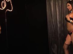 Kerry Louise Romana Ryder Milfs Kiss Lick Shaved Pussy Toys