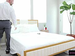 Roommate's boyfriend, wanna use my tight cunt for VR game?