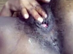 Muscular Black Amateur Stuffs Huge Dildo in Big Pussy Lips for Orgasm