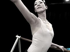 Asian ballerina dances nude proudly for public crowd