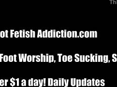 I want you too cum all over my sexy feet and toes, stroke that cock for me now please!!